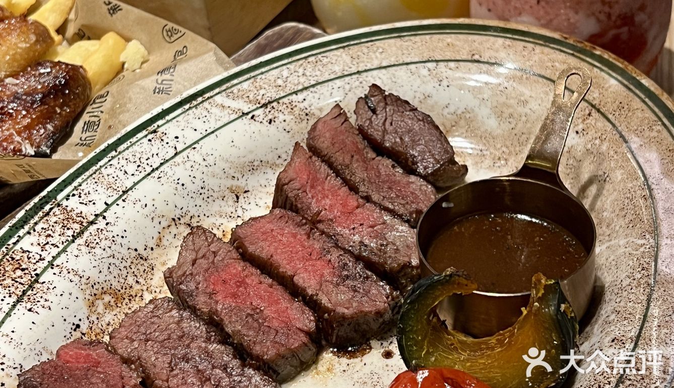 深圳最炫氛围感餐厅，宜放松宜微醺 🍽