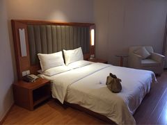 床-全季酒店(广州越秀公园店)