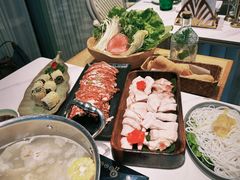 -椰子不语 椰子鸡火锅(淮海店)