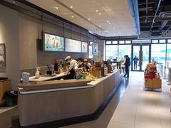 自助取餐区-星巴克臻选(重庆大学城熙街店)