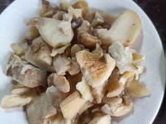-东巴谷野生菌火锅餐厅