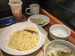 -荣家黄鱼面(前滩太古里店)