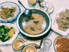 鱼羊一锅鲜-鑫悦楼煎蟹·16年海鲜大排档