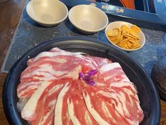 -老牌坊云南鱼豆花火锅(哈西万达店)