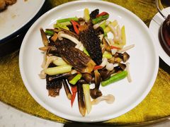 -上海小南国(仲盛世界商城店)