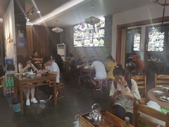 大堂-临街徽菜馆·正宗黄山味