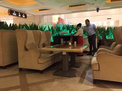 自助早餐座位-慈溪白金汉爵大酒店