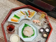 -龙悦湾酒家·八阵鱼生·渔人码头店