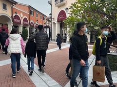 -佛罗伦萨小镇广佛名品奥特莱斯(疏港路店)