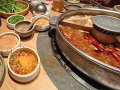 -巴奴毛肚火锅(龙湖锦艺城店)