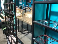 -Trend1881视光·蔡司视觉(领展广场店)
