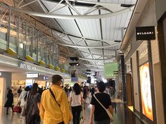 -关西国际机场直营免税店