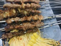 -瑞杰烧烤店·24小时营业(山东路店)