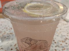 蜜桃气泡饮-大象园 ELEPHANT GROUNDS(广州太古汇店)