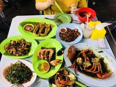 黑胡椒炒螃蟹-明记烧鱼美味店