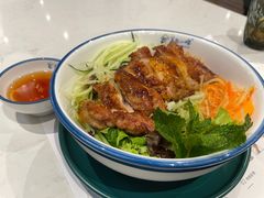 -美奈小馆·越南料理(中航城君尚购物中心店)