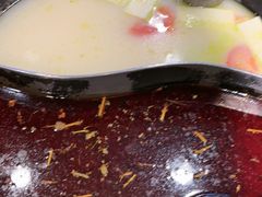 鸳鸯锅-鱼遇木桶斑鱼火锅(塔湾店)