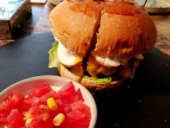 -HIGH FIVE哈福手工汉堡(桂林路店)