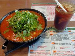 -肥汁米蘭香港米线(定西路店)