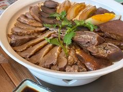 -潮界(LU·ONE凯德晶萃广场店)