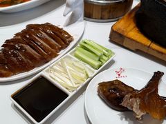 -梅利汴京烤鸭•开封豫菜地标店(东司门店)