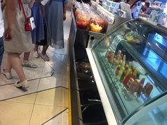 -八一路好吃街(雨田商务大厦店)