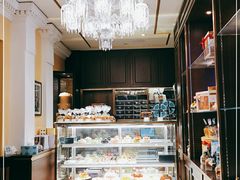 面包甜点陈列柜-COVA(新天地Xintiandi店)