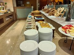 -西安阳光国际大酒店(西安火车站五路口地铁站店)