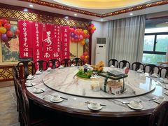-梅利汴京烤鸭•开封豫菜地标店(铁北街店)