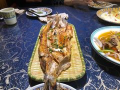 -乡村馕坑肉·烧烤·新疆菜·本地人更爱吃(阿勒泰首店)