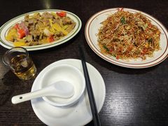 -乾坤饭店