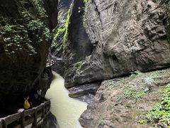 -龙水峡地缝景区