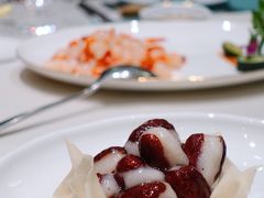 红衣少女-蝶园·装修中(BFC外滩金融中心店)