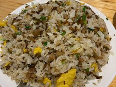 特色臊子蛋炒饭-嘉州叶婆婆钵钵鸡(建设路店)