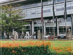 -奔驰上海利星(七宝店)