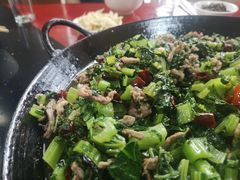 青菜牛肉-鹏林天龙鸡杂