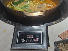 -喃喃椰·糟粕醋·椰子鸡火锅(七堡花园店)