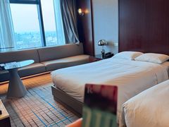 -上海龙之梦万丽酒店