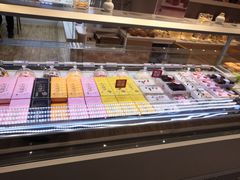 面包甜点陈列柜-好利来(兴华街店)