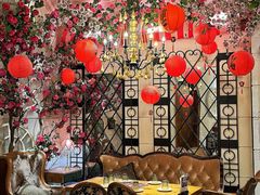-秘密旅行Bonjour(黑金冠 江南西店)