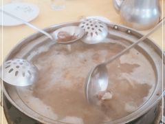 -五洞培记山庄·鲜牛肉火锅