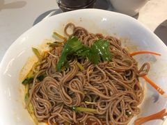 鸡丝荞面-周渝食惦酸菜鱼(青浦店)