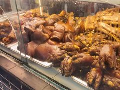 -老鼎万春卤菜(五代传承创始老店)