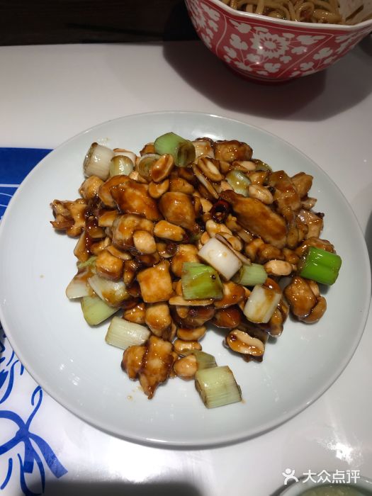 大海碗·京菜炸酱面(雍和宫店)宫保鸡丁图片