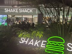 门面-Shake Shack(前滩太古里店)