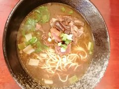 -尊品原汁牛肉面