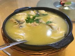 昂公鱼馄饨煲-鑫福楼农家菜