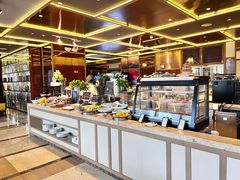 -大中华希尔顿酒店-念自助餐·嗨啤·小龙虾