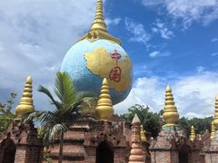 -一寨两国风景区