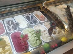 -MADO冰淇淋咖啡馆(淘金店)